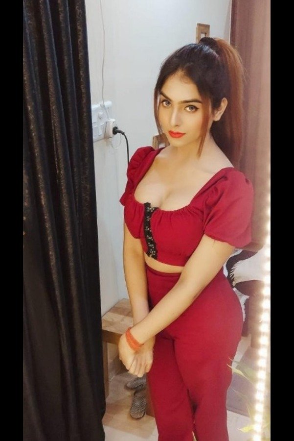  call girls service in Gomti Nagar