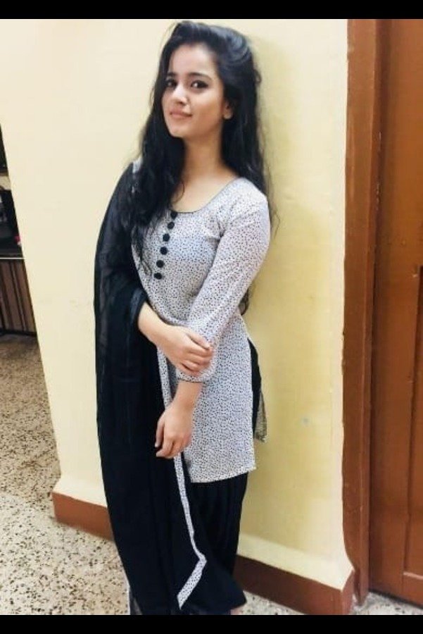 cheap call girls in Gomti Nagar